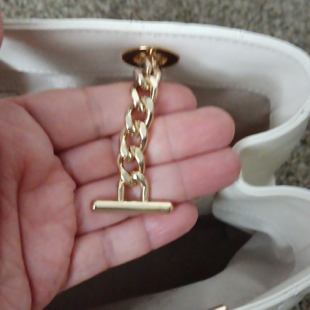 NWT Kate Spade Cream Quilted Shoulder Bag/ w Purse Charm - Picture 12 of 15